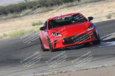 media/Sep-15-2024-Speed Ventures (Sun) [[7a54f7ed2f]]/86 Group/Session 1 (Outside Grapevine)/